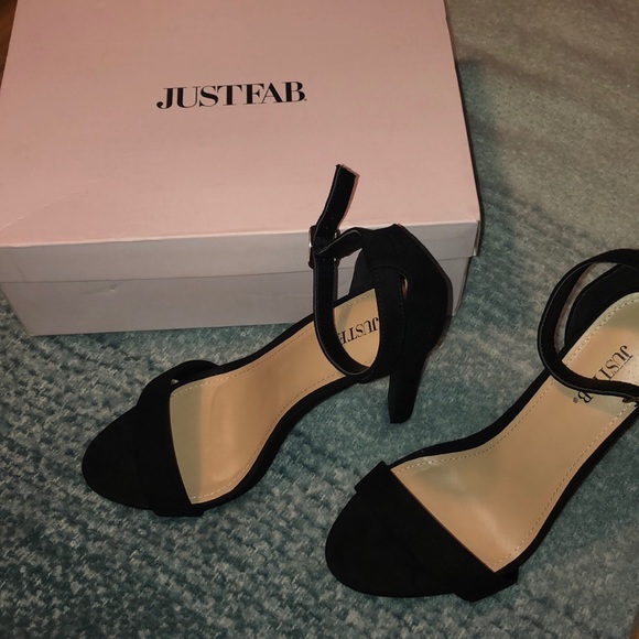 Kati Heeled Sandal - Picture 5 of 5